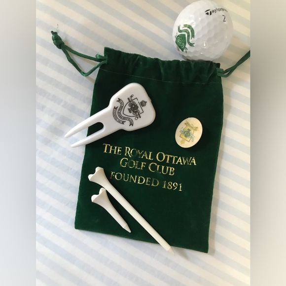 ⛳️🏌🏻 Golf stuff - Picture 1 of 2